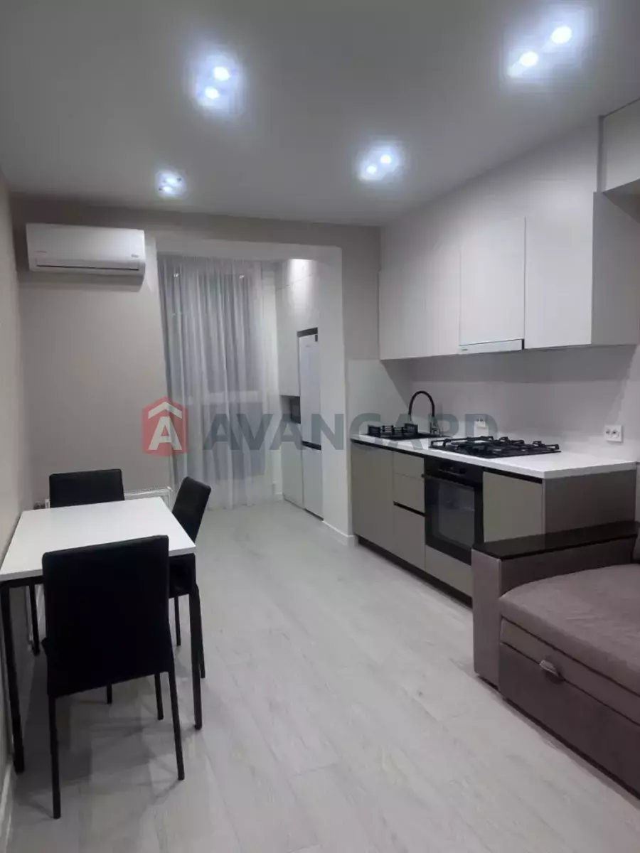 2 ����. ��������, 45/-/- ��. �., 4/10 ���� ���� 1