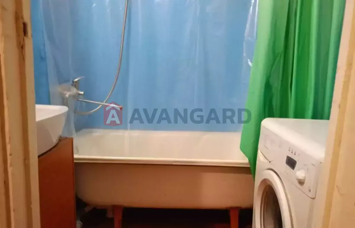1 ��. ��������, 30/-/6 ��. �., 2/9 ������ ���� 8