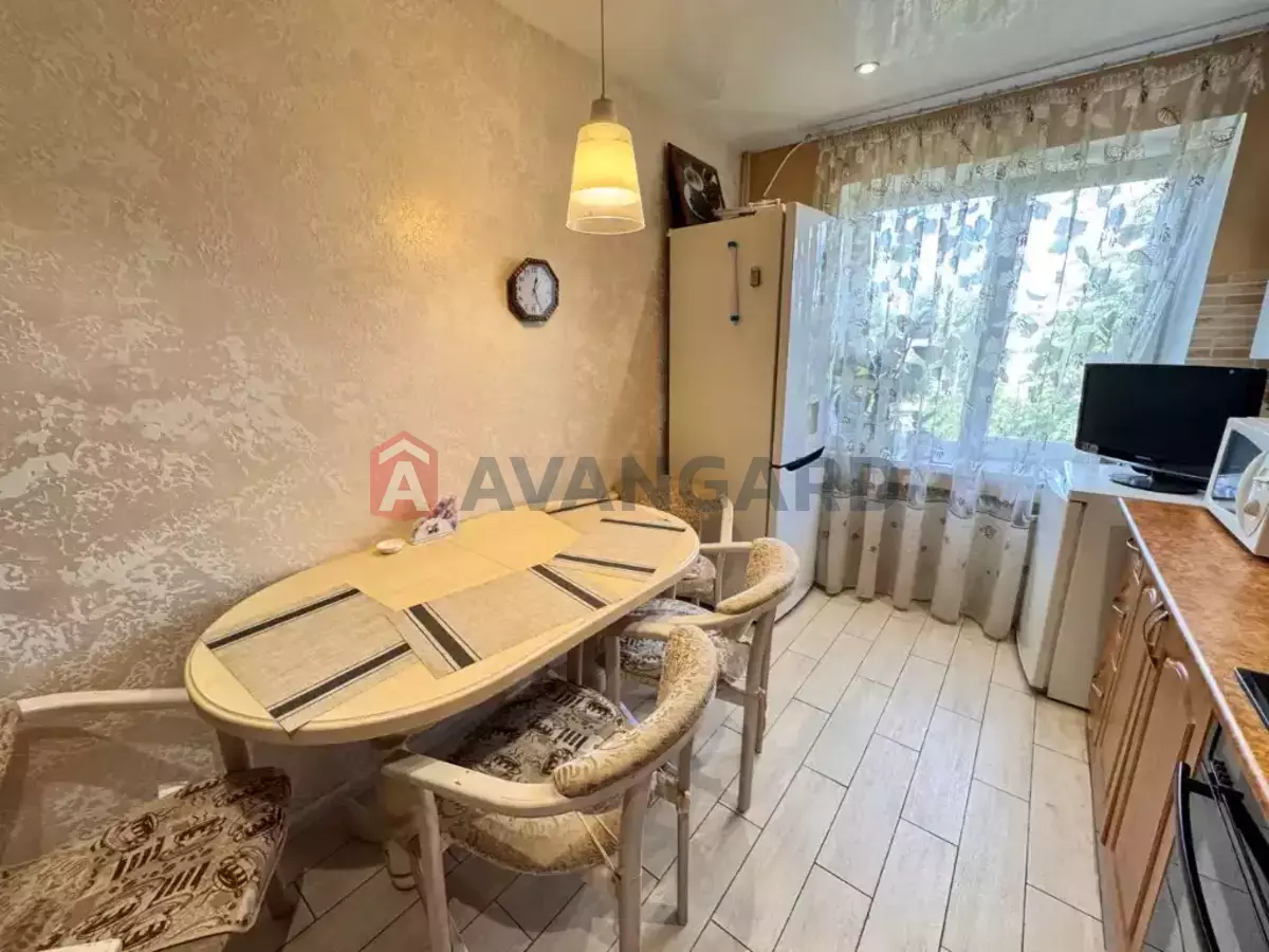 2 ����. ��������, 50/28/9 ��. �., 4/9 ���� ���� 4