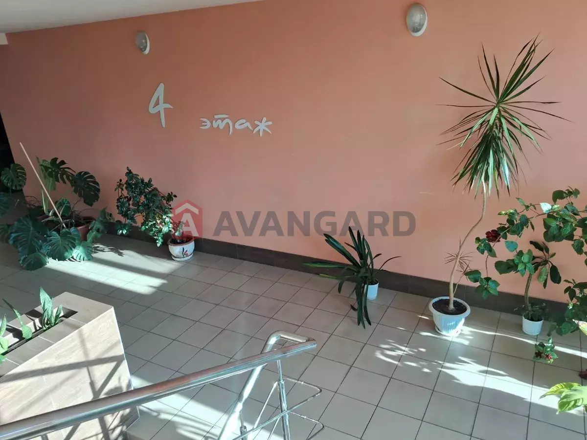 1 ��. ��������, 47/-/14 ��. �., 4/9 ������ ���� 8