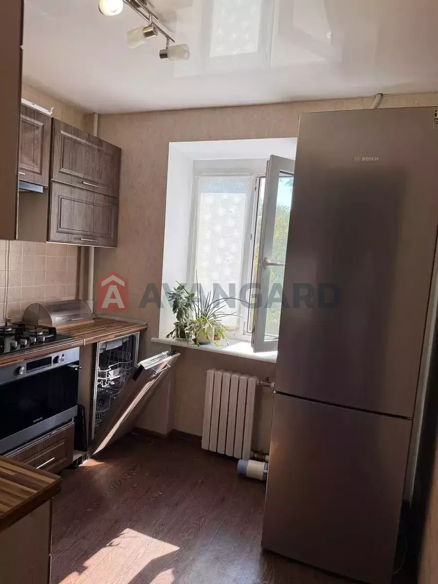 2 ����. ��������, 45/-/- ��. �., 4/5 ���� ���� 7