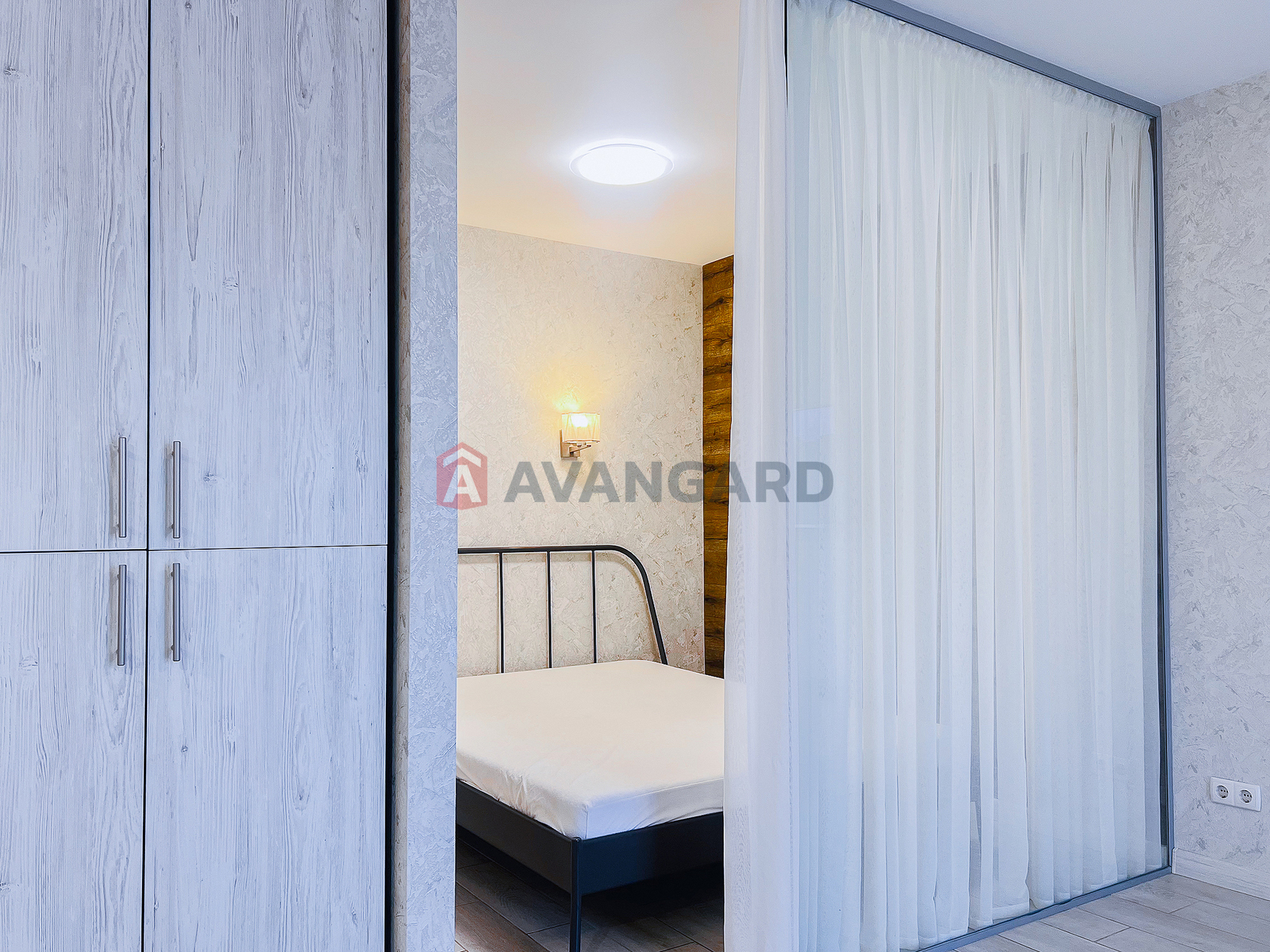 1 ����. ��������, 44/-/- ��. �., 4/10 ���� ���� 2