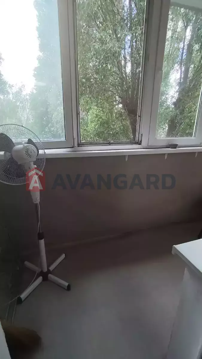 2 ��. ��������, 44/-/- ��. �., 4/5 ������ ���� 8
