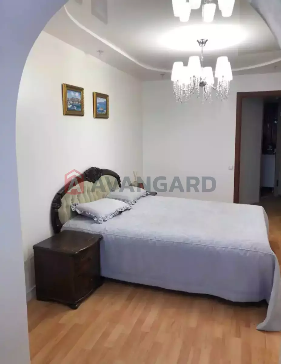 3 . , 68/-/- . ., 8/9   24