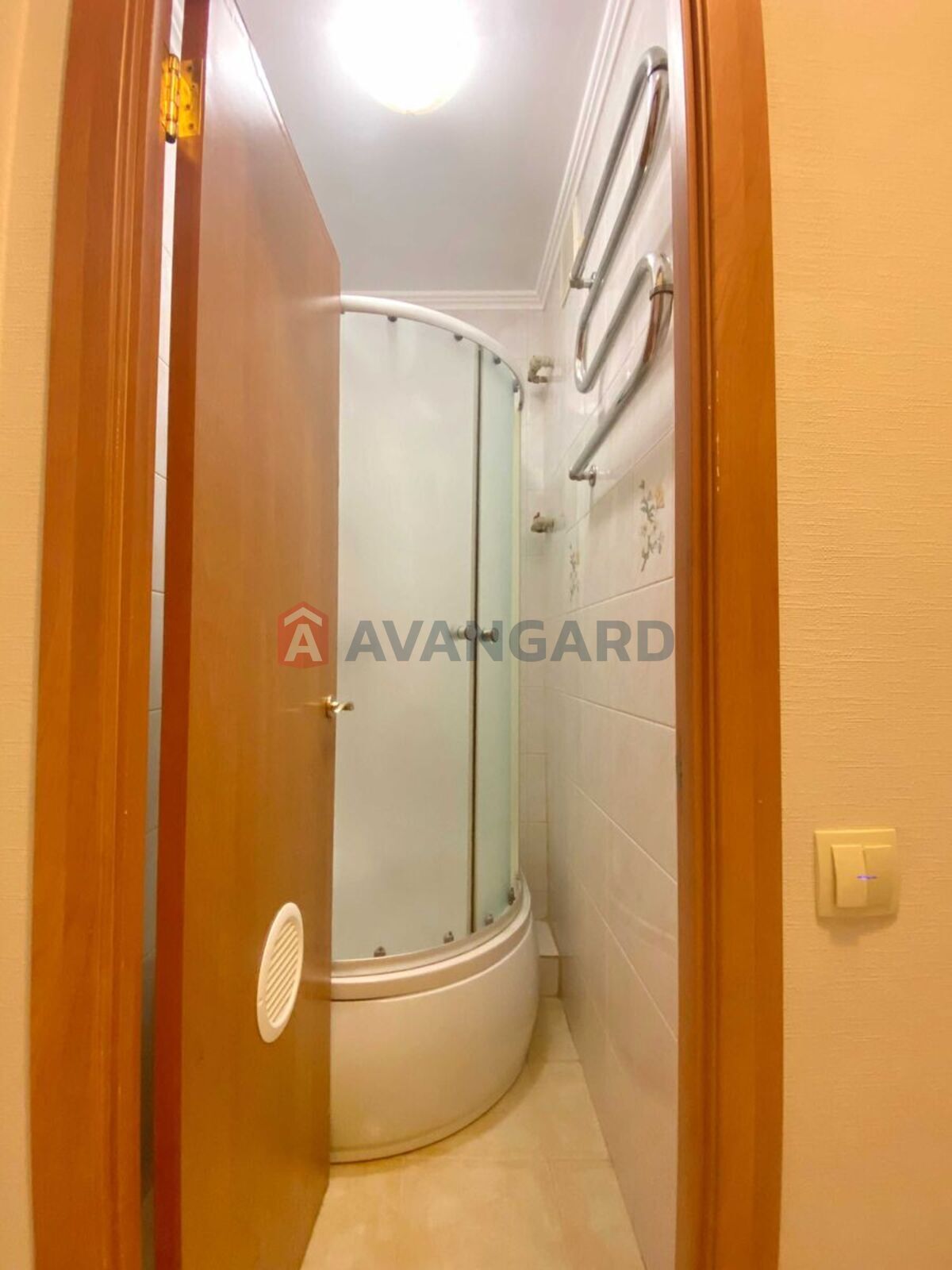 1 ��. ��������, 32/-/7 ��. �., 1/5 ������ ���� 8