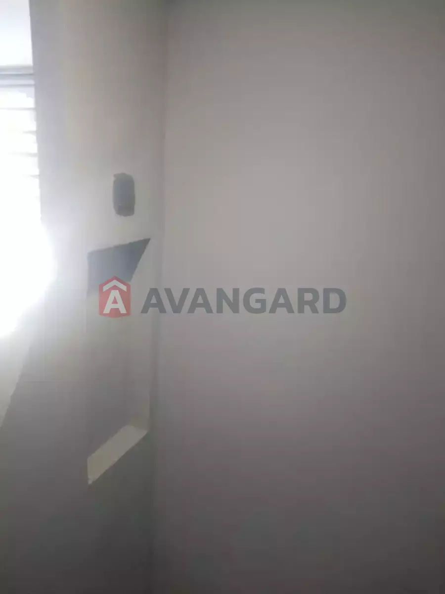 1 ��. ��������, 15/-/- ��. �., 3/5 ������ ���� 5