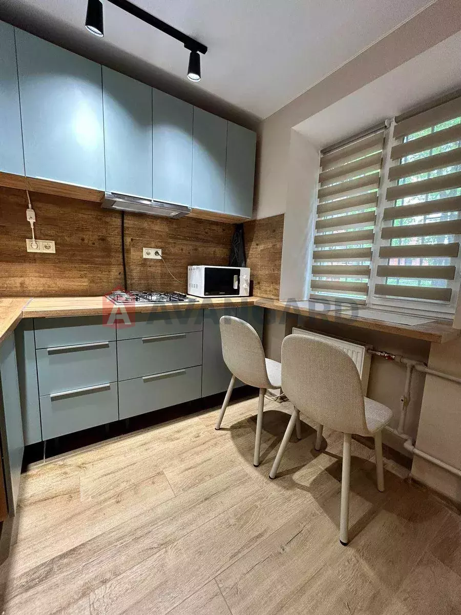 1 . , 40/-/- . ., 1/5   2