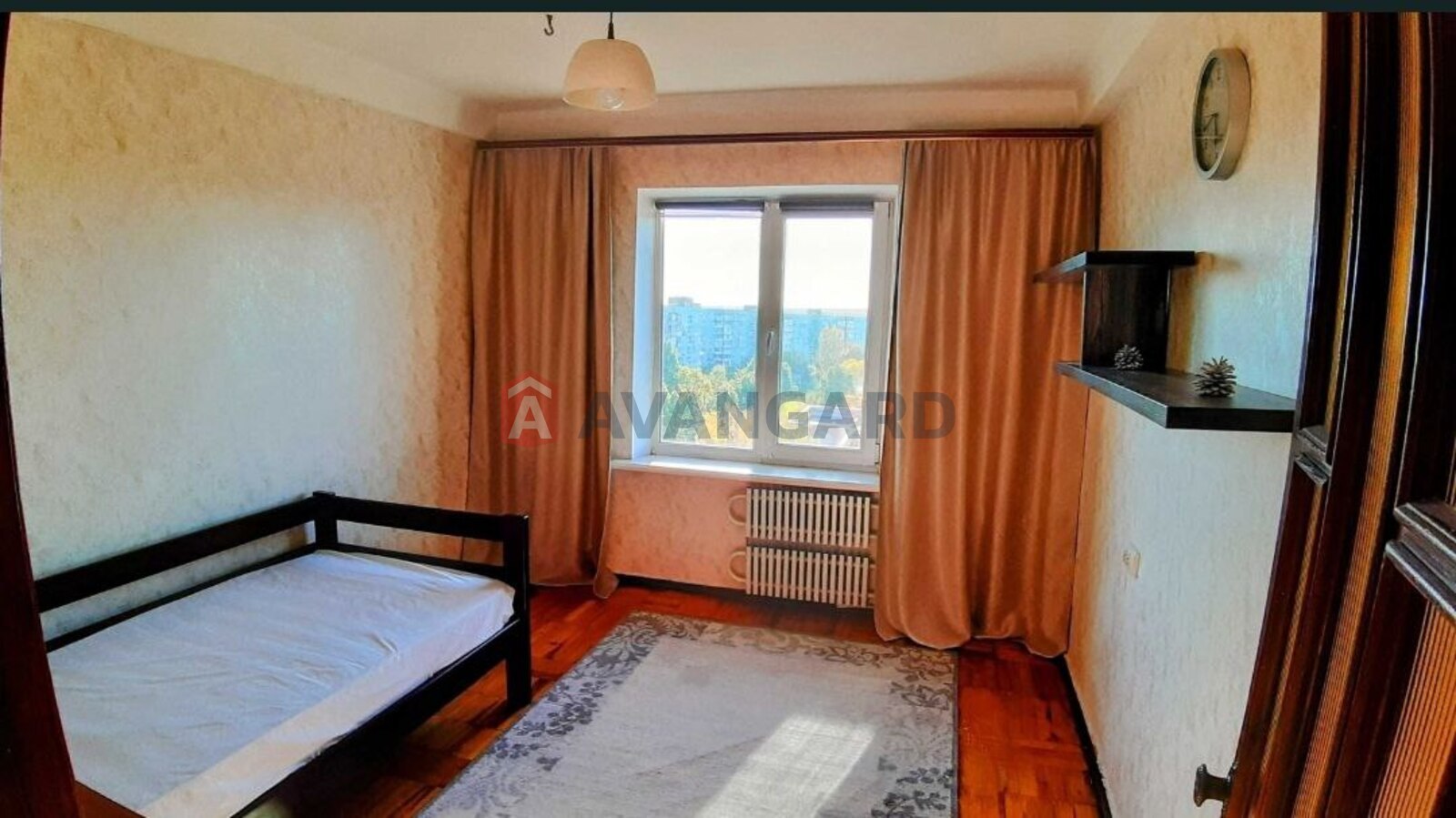 3 ����. ��������, 68/-/7 ��. �., 9/9 ���� ���� 3