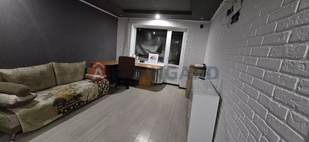 1 ��. ��������, 40/-/9 ��. �., 1/9 ������ ���� 2