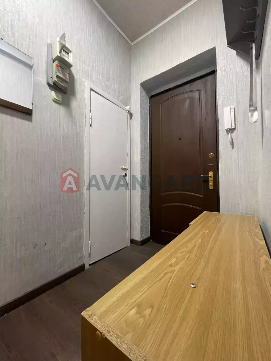 1 . , 37/-/- . ., 3/5   8