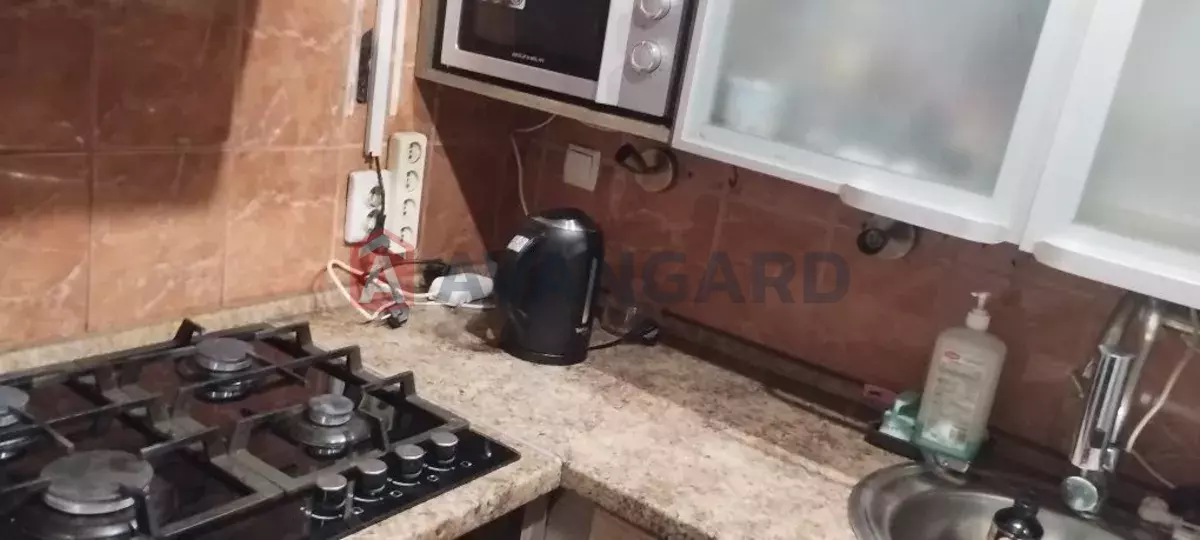 1 ��. ��������, 30/-/5 ��. �., 9/9 ������ ���� 6