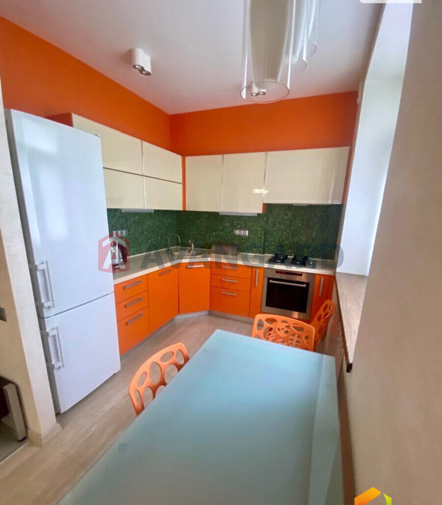 2 ��. ��������, 53/35/6 ��. �., 2/5 ������ ���� 3