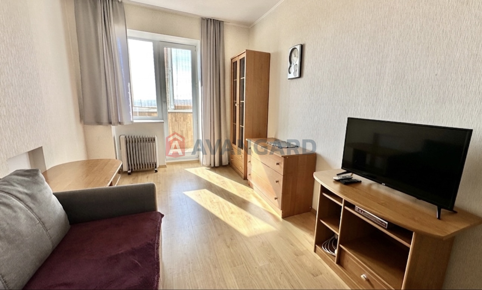 1 ����. ��������, 38/20/8 ��. �., 6/11 ���� ���� 1