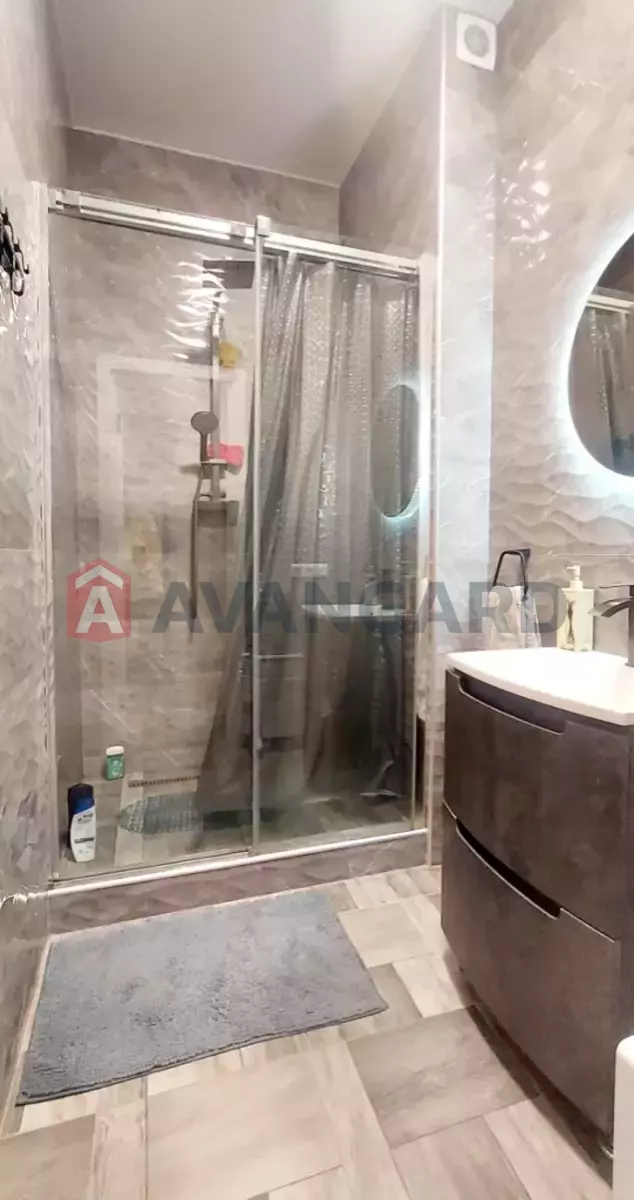 2 ��. ��������, 45/-/- ��. �., 4/18 ������ ���� 6