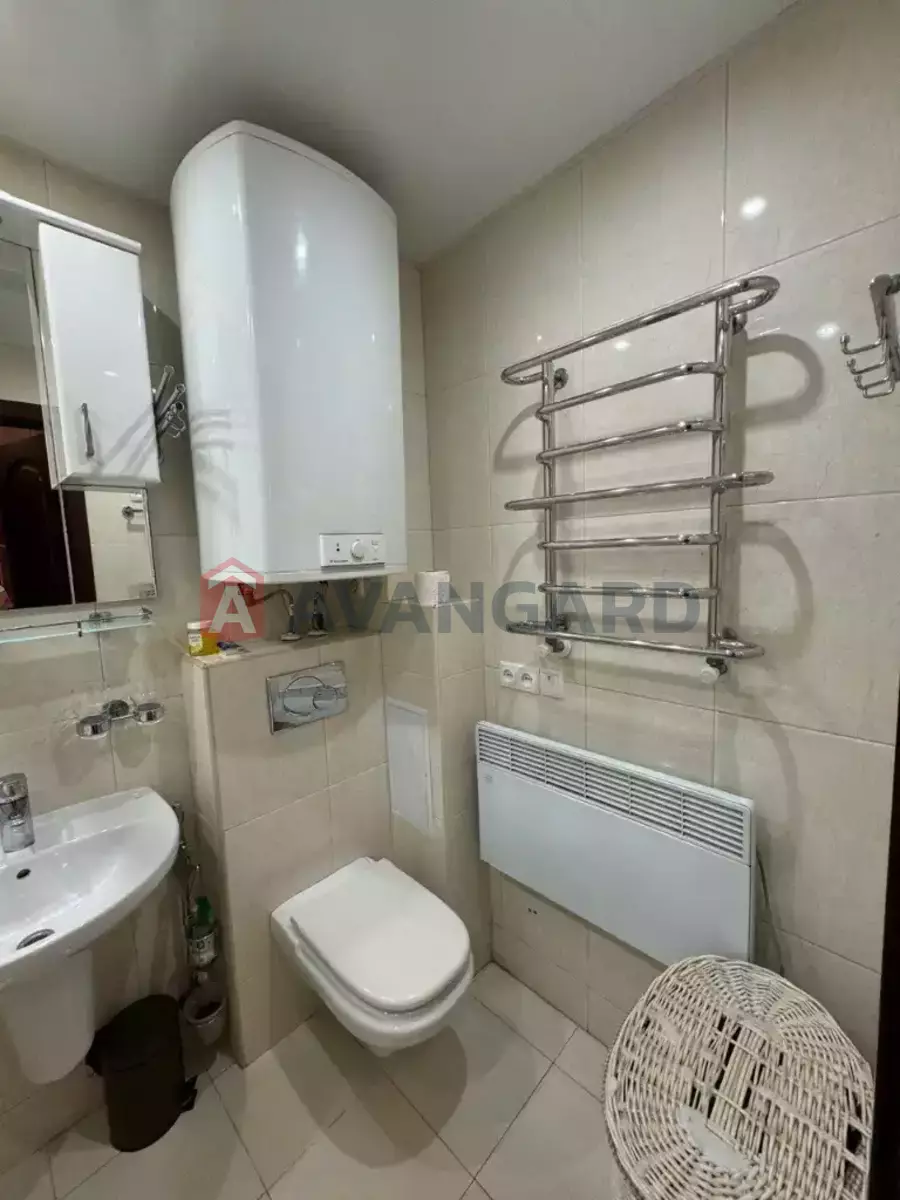 3 ����. ��������, 80/45/10 ��. �., 9/9 ���� ���� 9