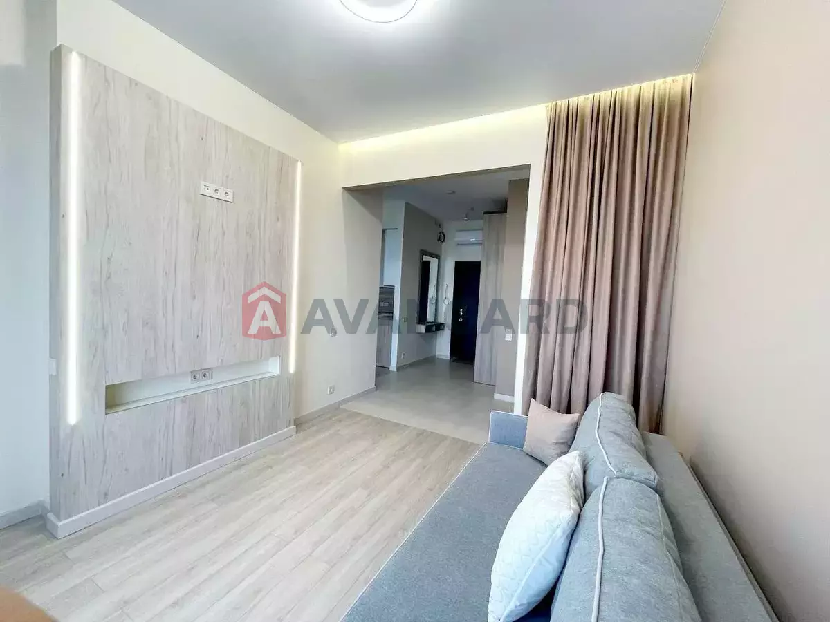 3 ����. ��������, 67/-/- ��. �., 6/12 ���� ���� 10