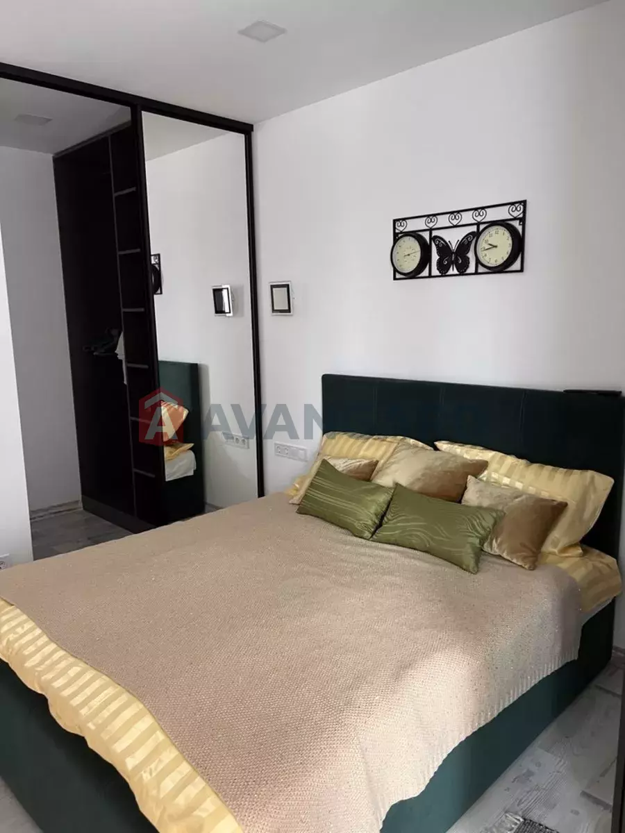 1 ��. ��������, 40/-/13 ��. �., 6/12 ������ ���� 6