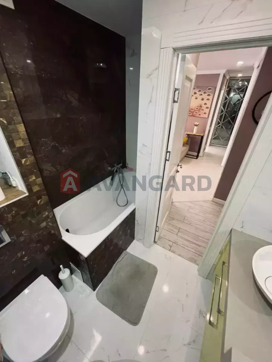 3 . , 62/-/- . ., 5/10   5