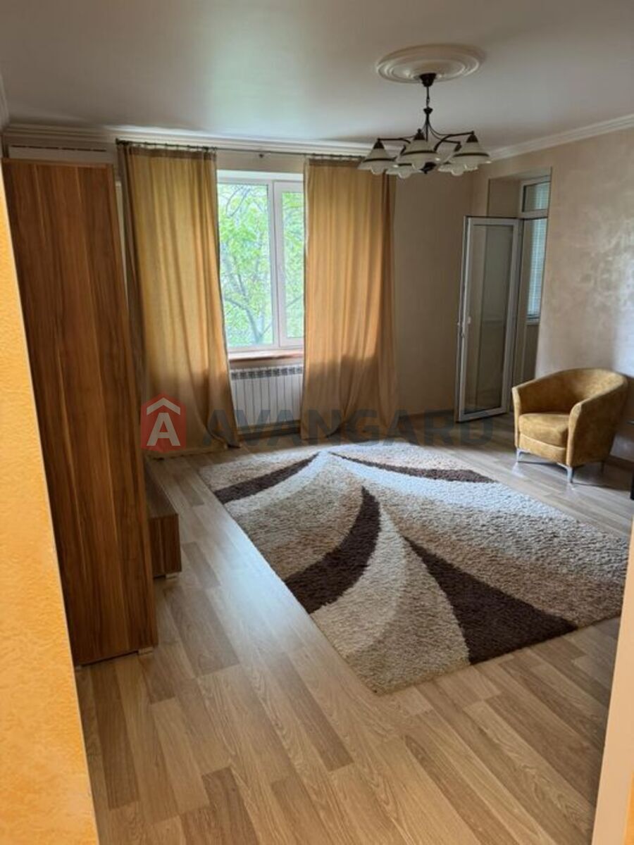 1 . , 55/-/9 . ., 4/9   3