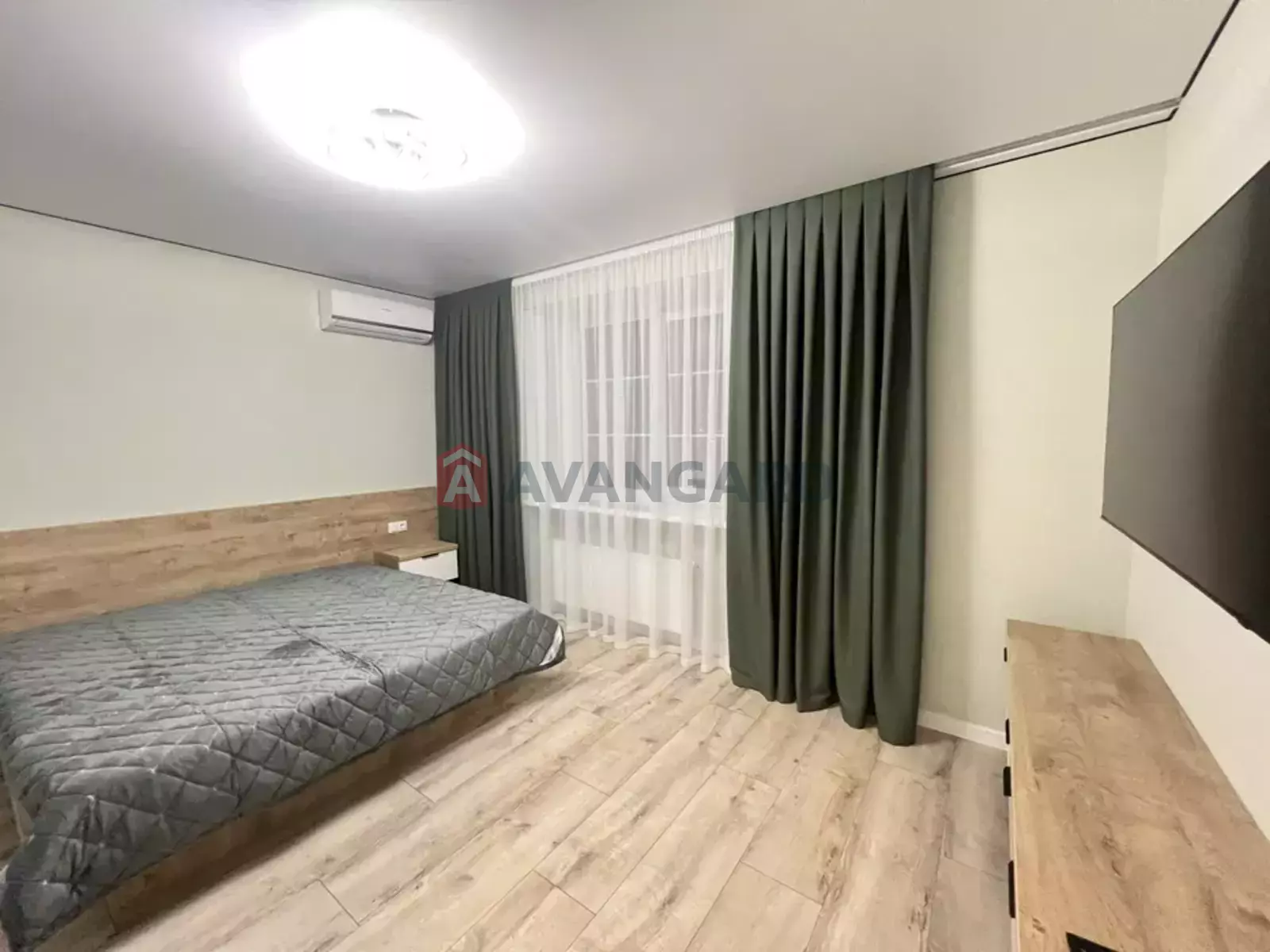 1 ��. ��������, 45/-/16 ��. �., 4/10 ������ ���� 2