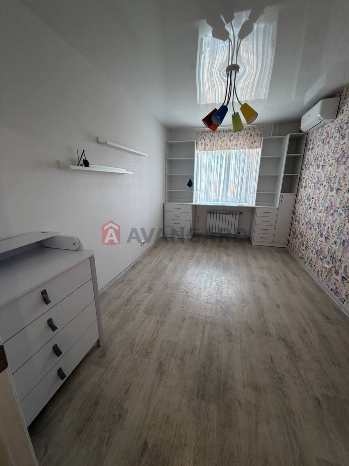 2 ��. ��������, 60/30/10 ��. �., 9/10 ������ ���� 9