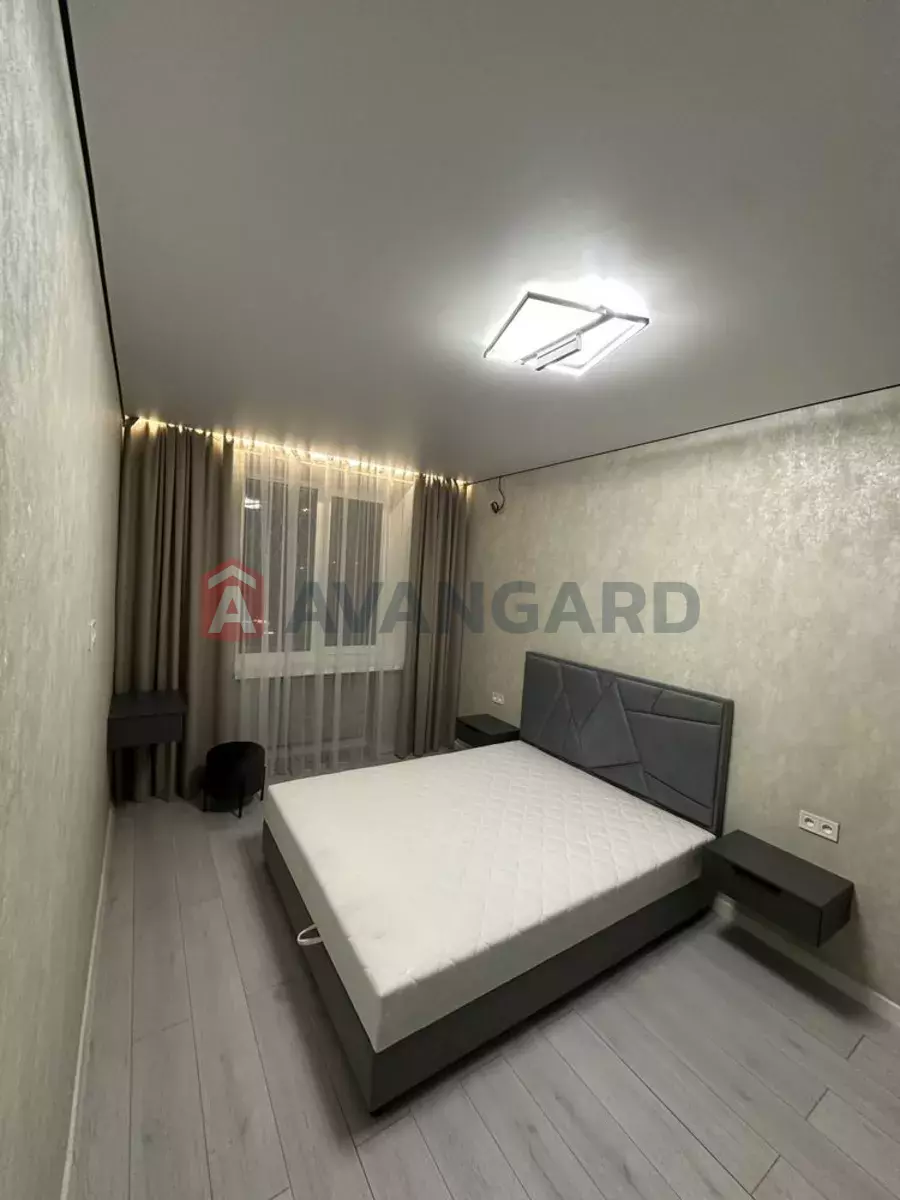 3 . , 62/-/10 . ., 1/4   8