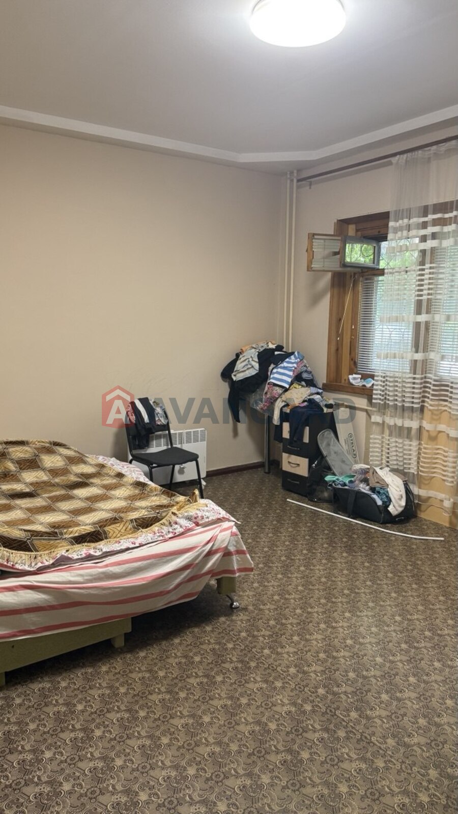 3 ��. ��������, 100/-/12 ��. �., 1/4 ������ ���� 10