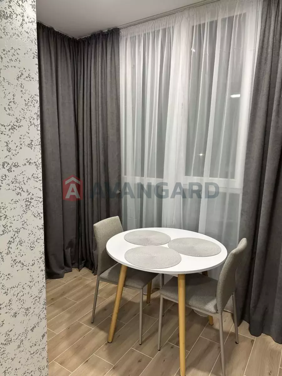 1 ��. ��������, 42/-/17 ��. �., 2/10 ������ ���� 7