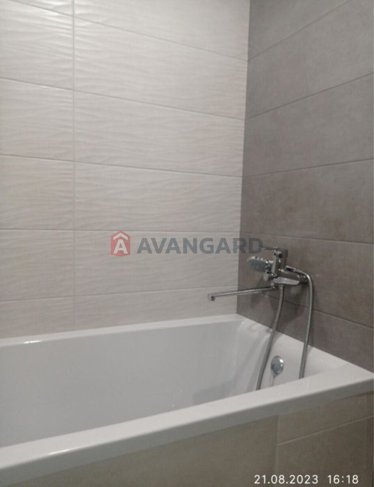 3 ��. ��������, 70/-/7 ��. �., 3/3 ������ ���� 4