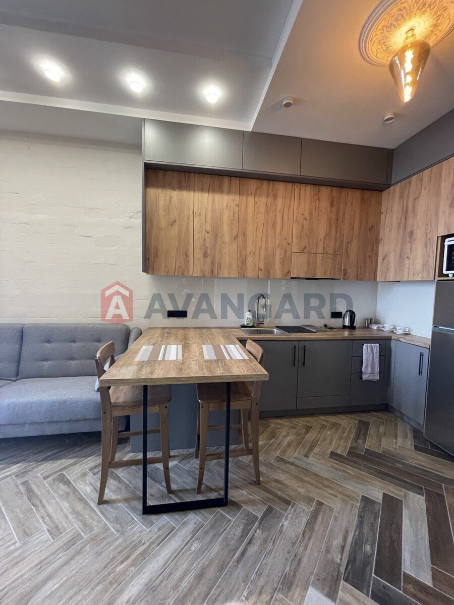 1 ��. ��������, 42/-/- ��. �., 9/9 ������ ���� 6