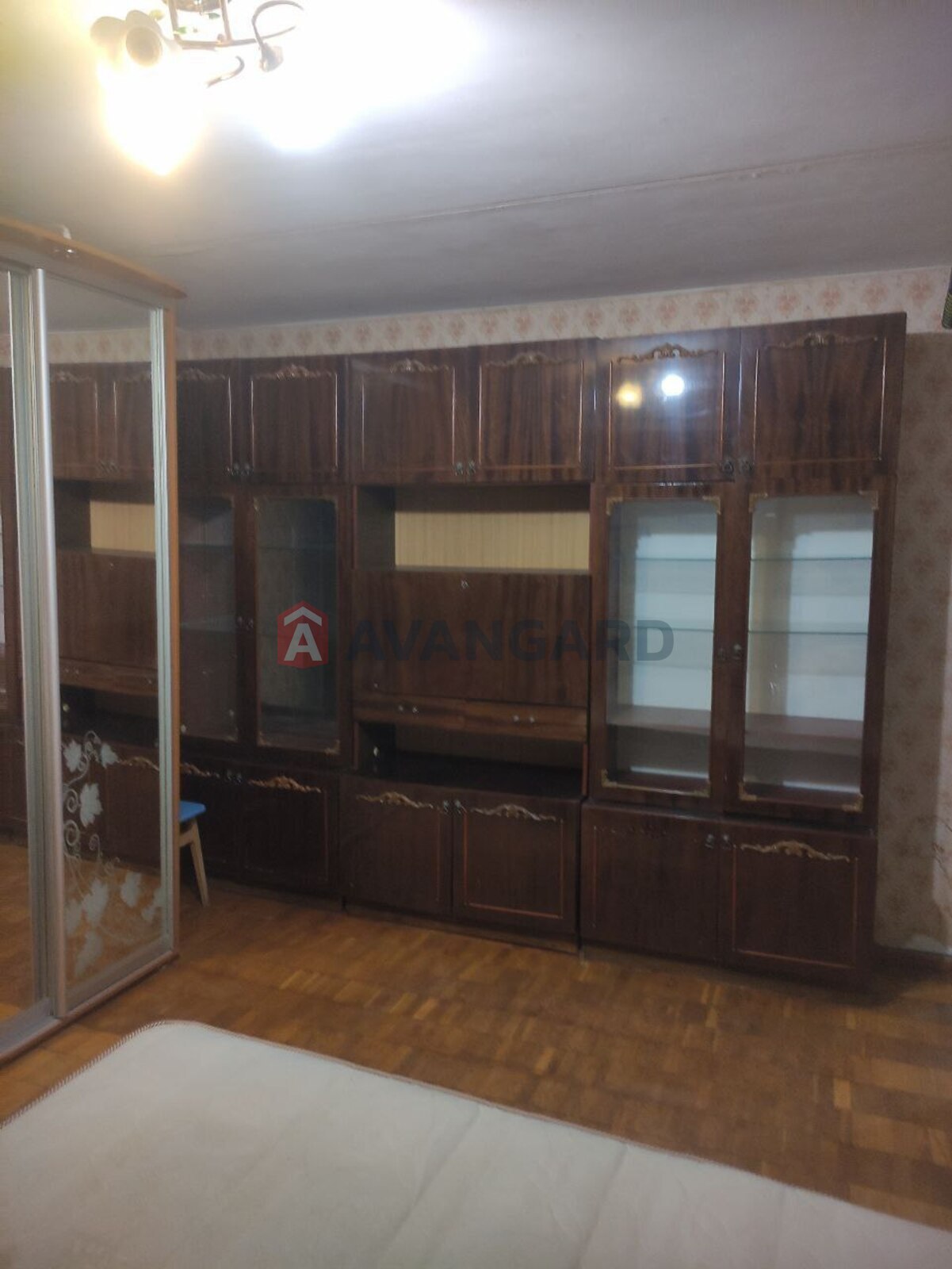 2 ��. ��������, 65/-/7 ��. �., 8/14 ������ ���� 8