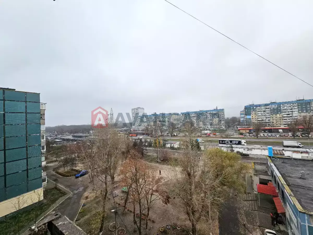 3 ��. ��������, 67/48/9 ��. �., 7/9 ������ ���� 12