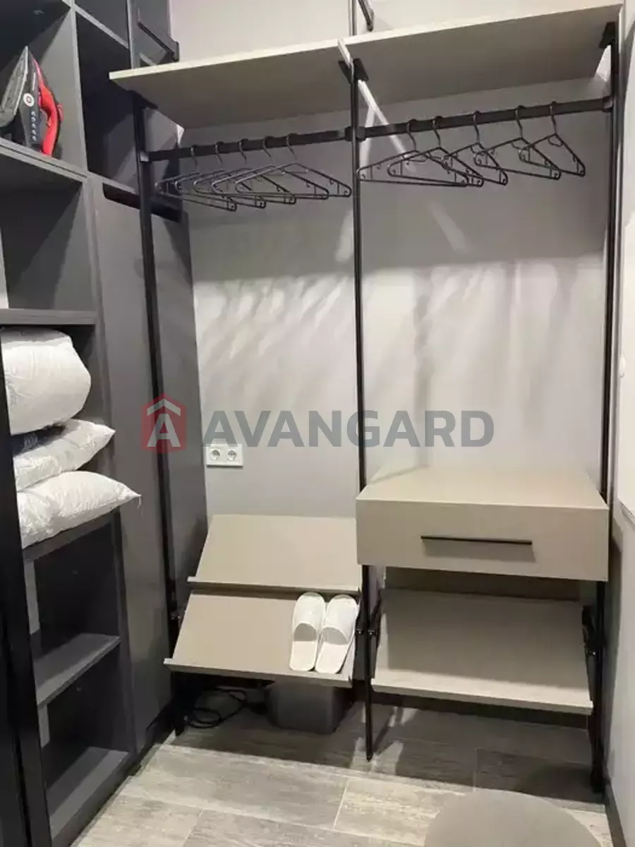 1 ��. ��������, 40/-/10 ��. �., 13/21 ������ ���� 10