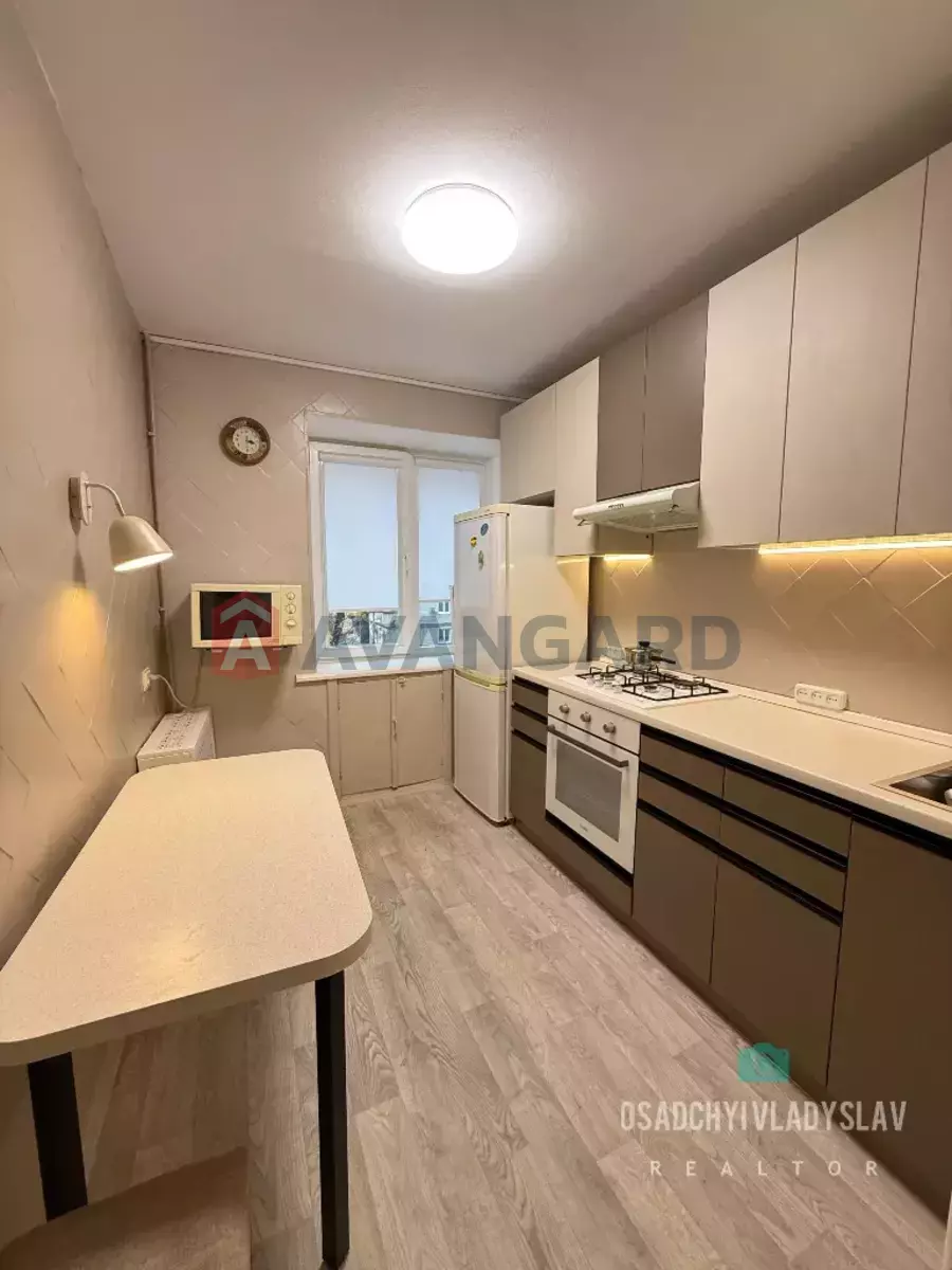 3 ��. ��������, 64/-/- ��. �., 2/9 ������ ���� 15