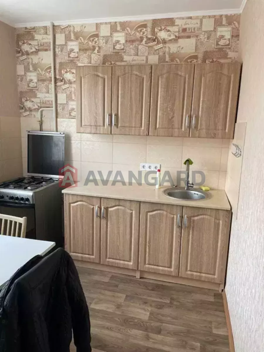 1 . , 39/-/6 . ., 8/9   9