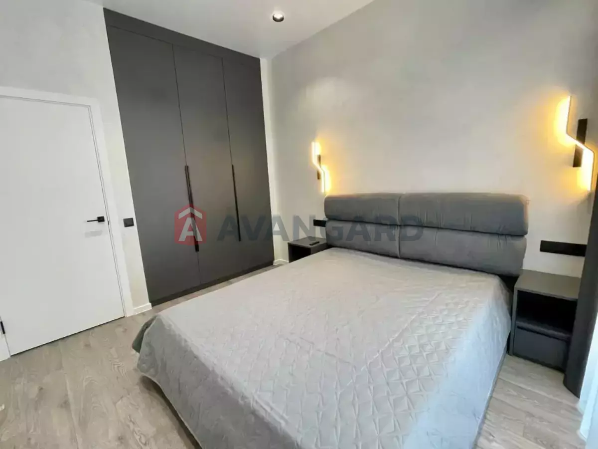 2 ��. ��������, 40/-/- ��. �., 3/12 ������ ���� 10