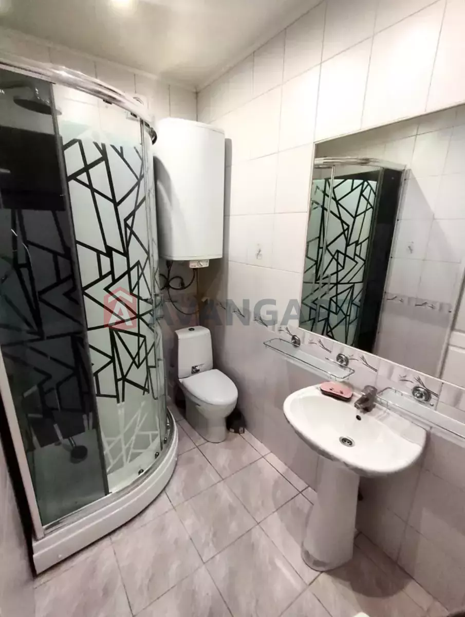 2 ����. ��������, 49/-/8 ��. �., 3/3 ���� ���� 4