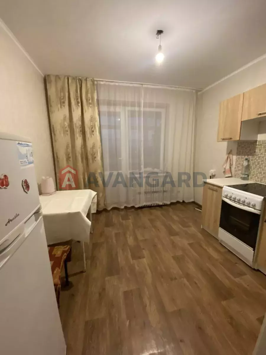 1 ����. ��������, 37/-/9 ��. �., 13/16 ���� ���� 5