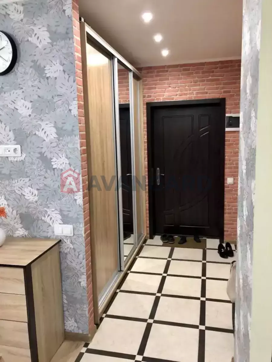 1 ����. ��������, 44/-/15 ��. �., 7/12 ���� ���� 9