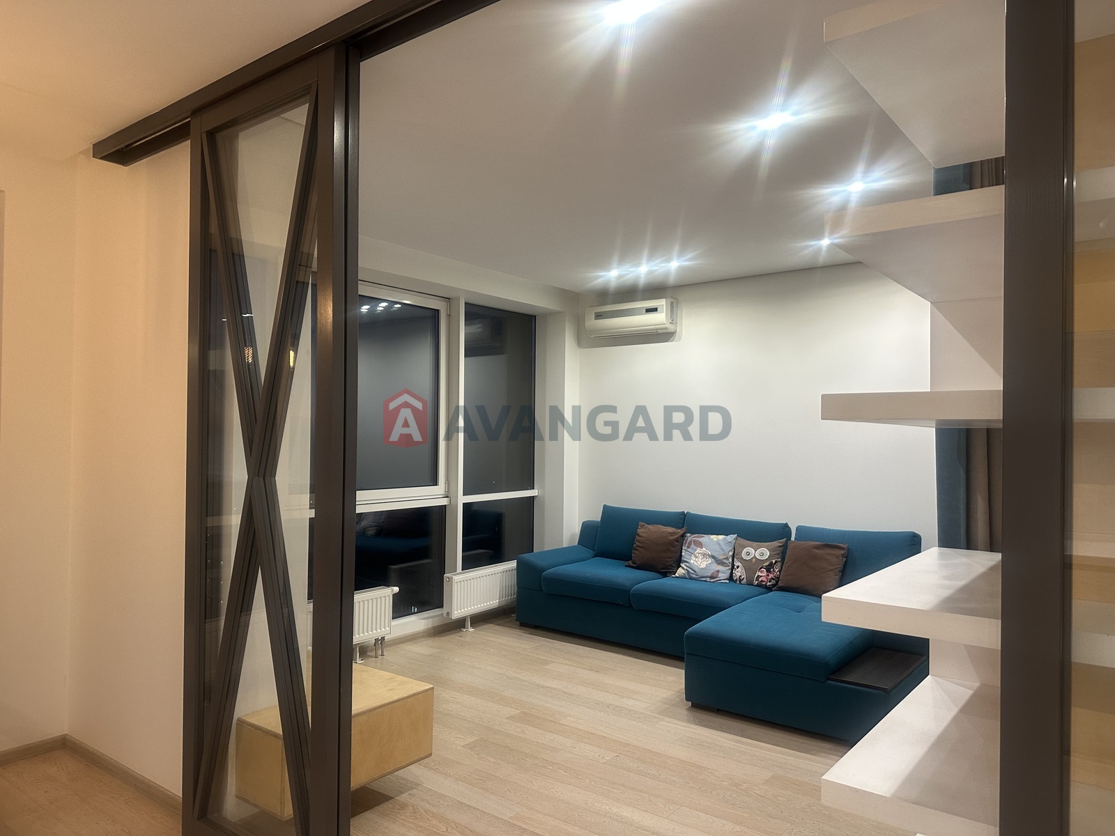 2 ��. ��������, 84/-/20 ��. �., 23/25 ������ ���� 13