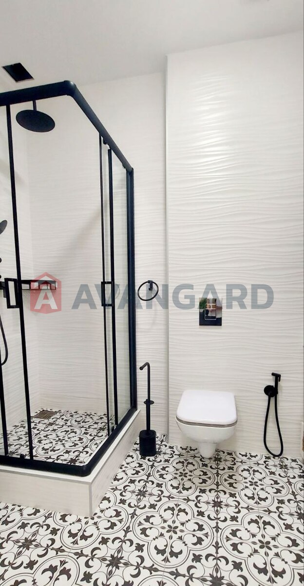 2 ����. ��������, 45/-/- ��. �., 15/18 ���� ���� 12