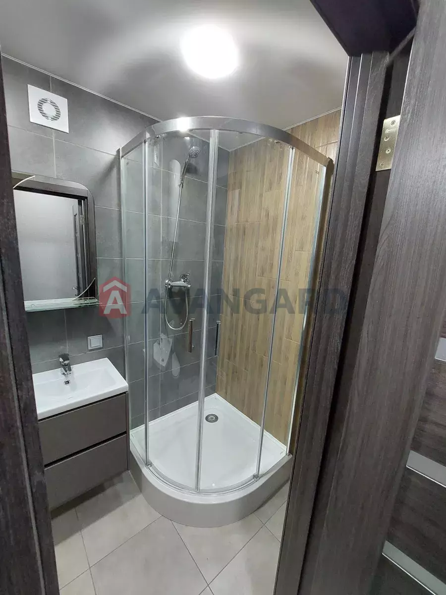 1 ����. ��������, 35/-/7 ��. �., 8/9 ���� ���� 2