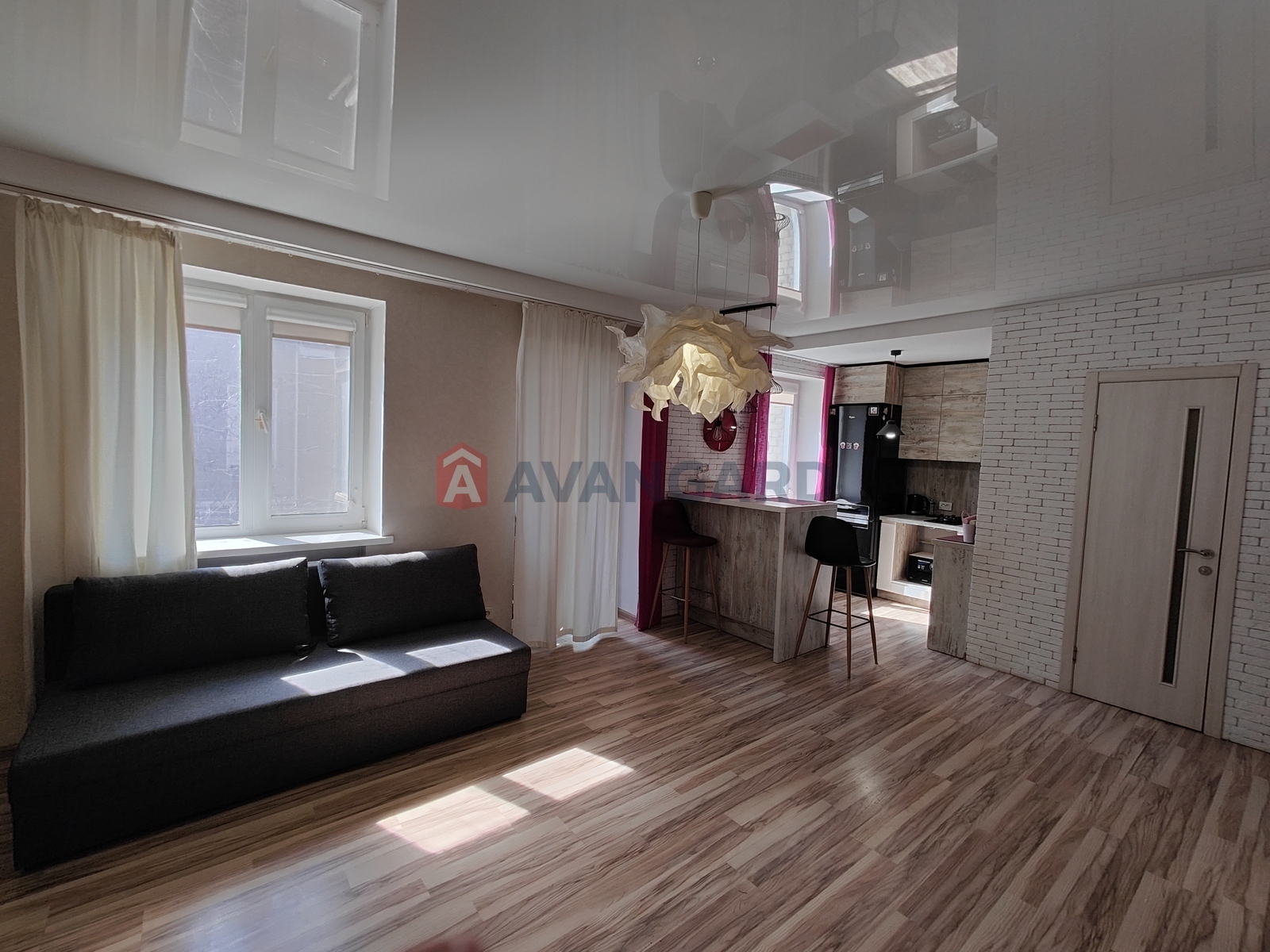 2 ����. ��������, 48/30/7 ��. �., 3/4 ���� ���� 3