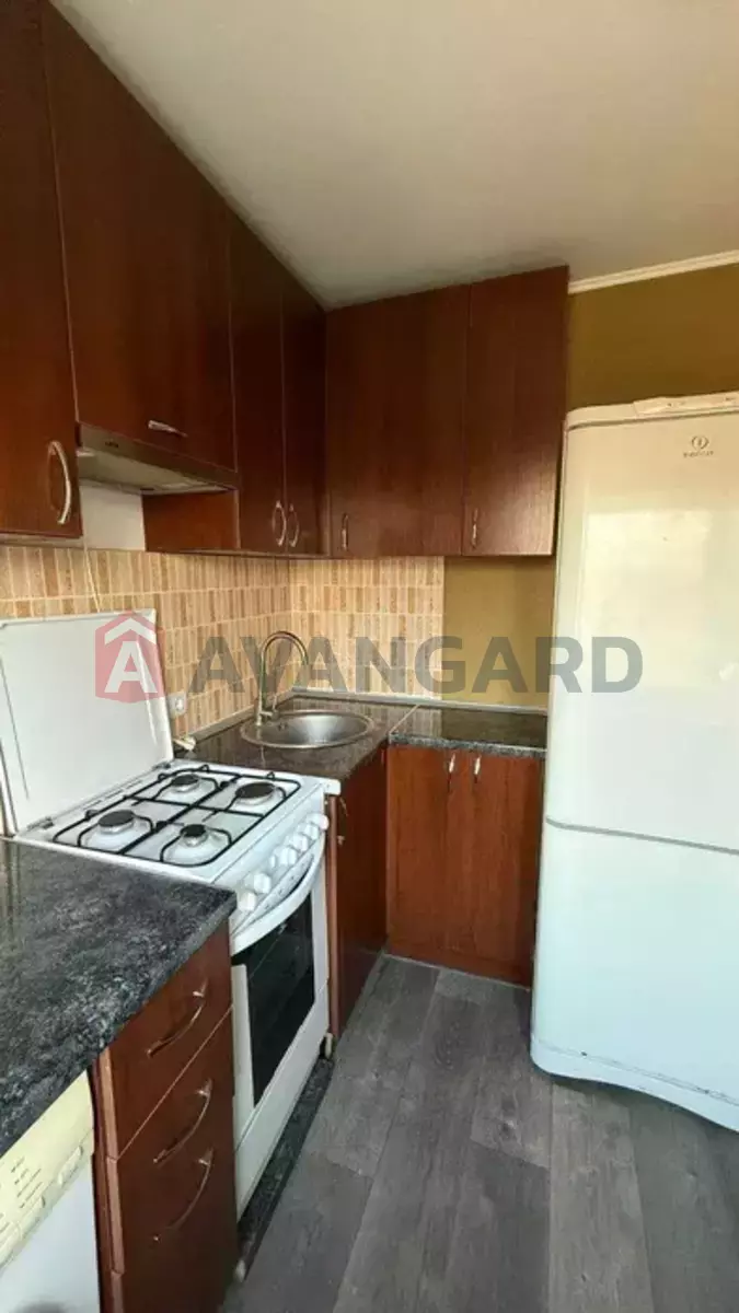 1 . , 31/-/- . ., 4/5   8