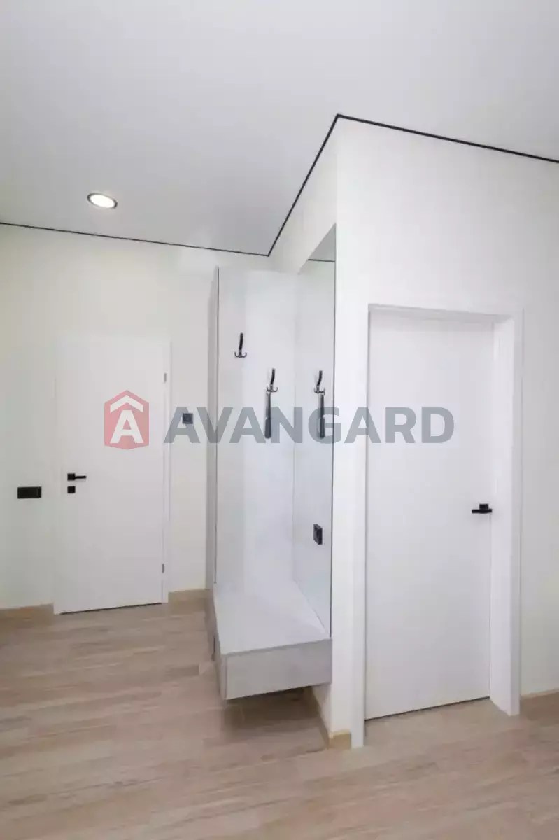 2 ��. ��������, 35/25/10 ��. �., 3/4 ������ ���� 3