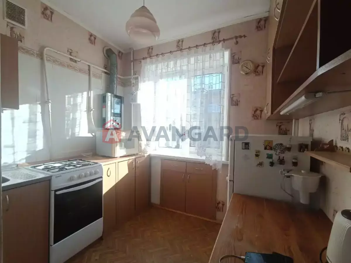 1 ��. ��������, 35/18/6 ��. �., 4/5 ������ ���� 7