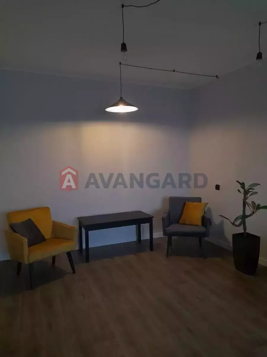 2 ��. ��������, 46/-/- ��. �., 9/10 ������ ���� 5