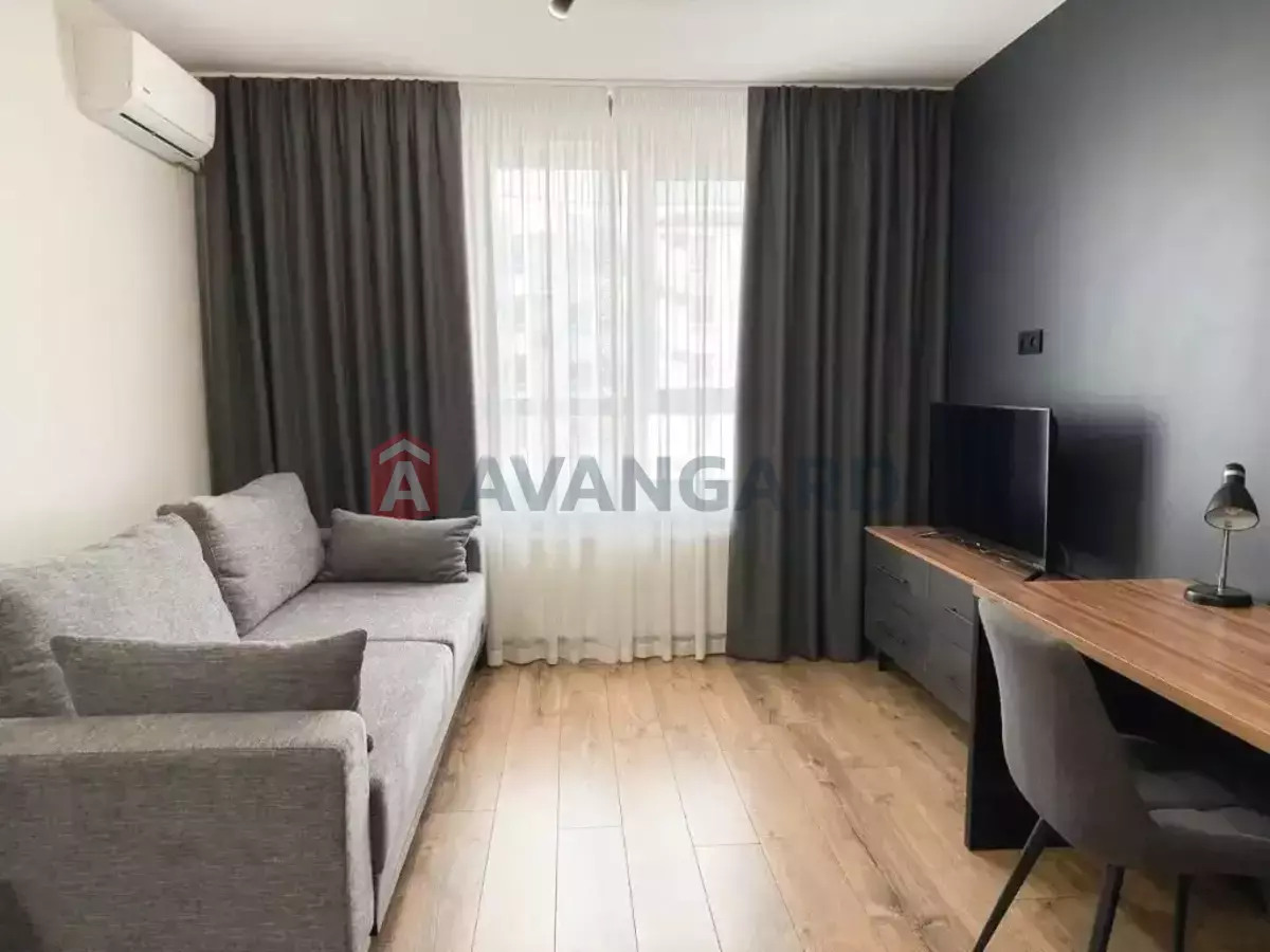 1 ����. ��������, 46/-/15 ��. �., 8/10 ���� ���� 7