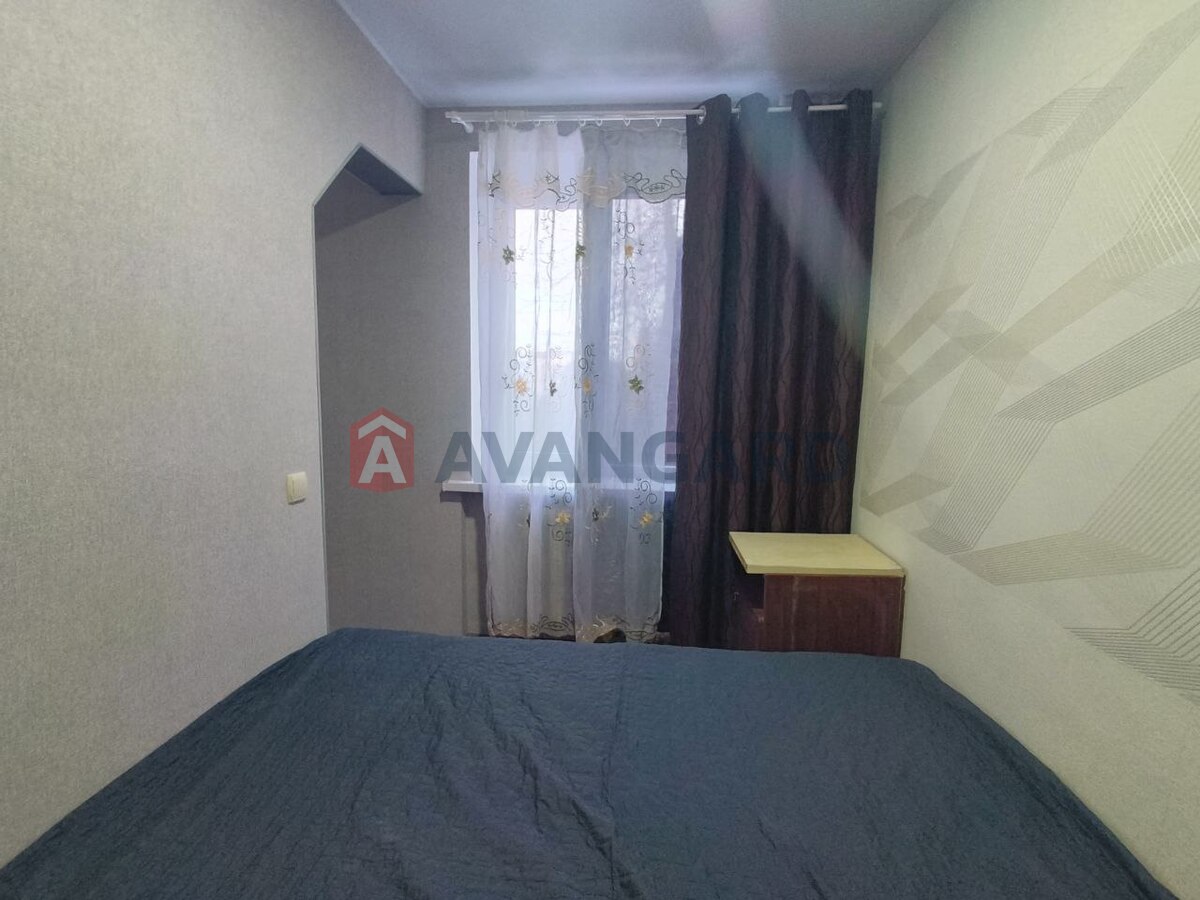 2 ����. ��������, 30/-/- ��. �., 2/5 ���� ���� 1