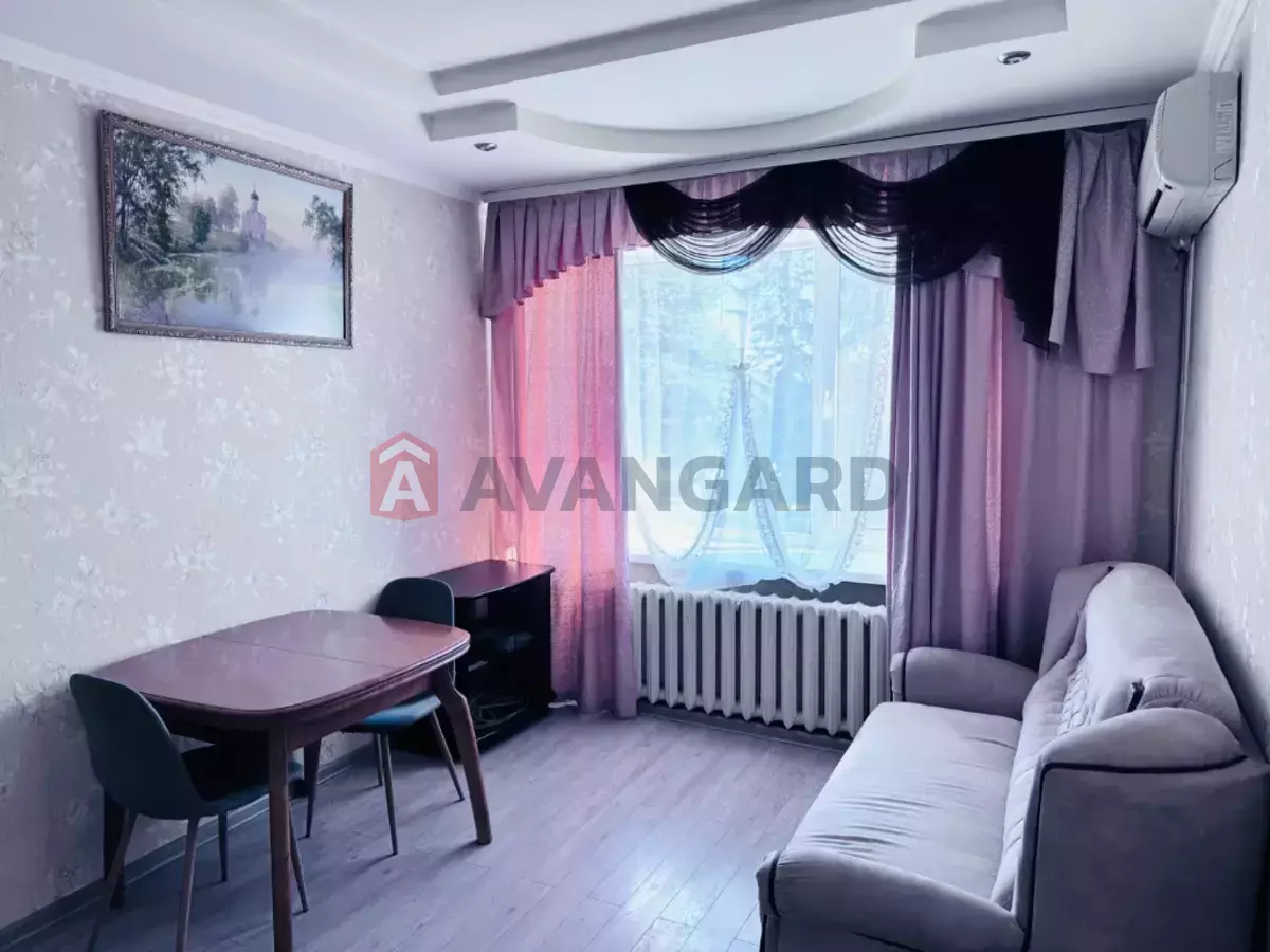 2 ����. ��������, 43/30/7 ��. �., 2/9 ���� ���� 3